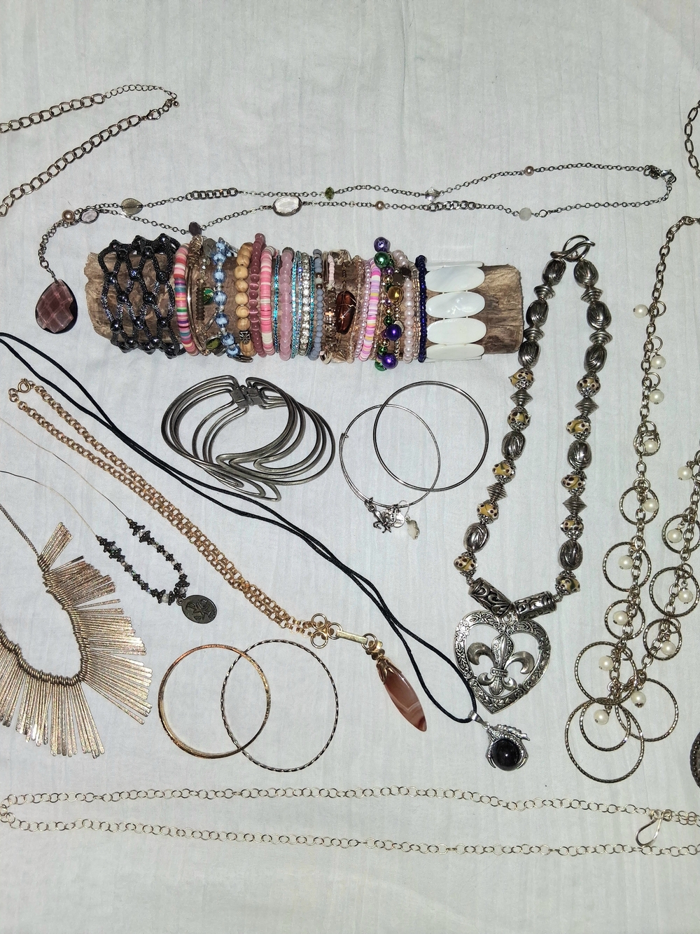 Large Fashion Jewelry Lot Mixed Signed - Picture 5 of 10